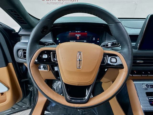 Used 2023 Lincoln Aviator Black Label w/ Dynamic Handling Package image 11