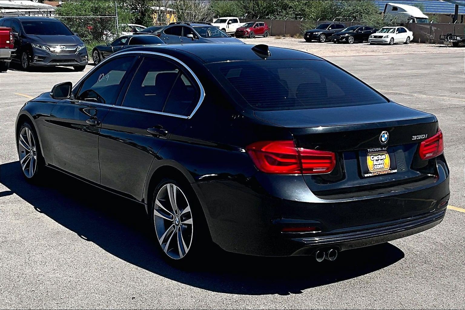Used 2018 BMW 330i Sedan RWD image 4