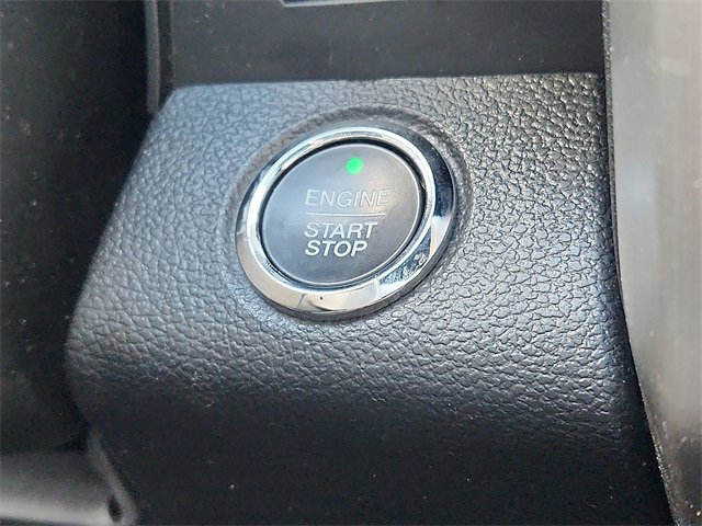 Used 2016 Ford F150 Platinum w/ Equipment Group 701A Luxury image 31