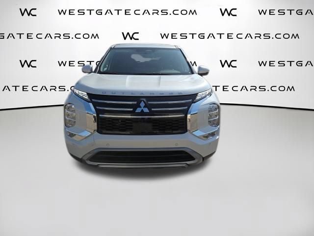 New 2026 Mitsubishi Outlander SE AWD/4WD image 2