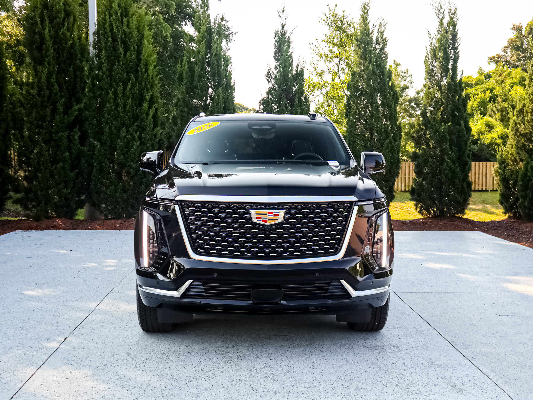 Used 2026 Cadillac Escalade ESV Luxury AWD/4WD image 3