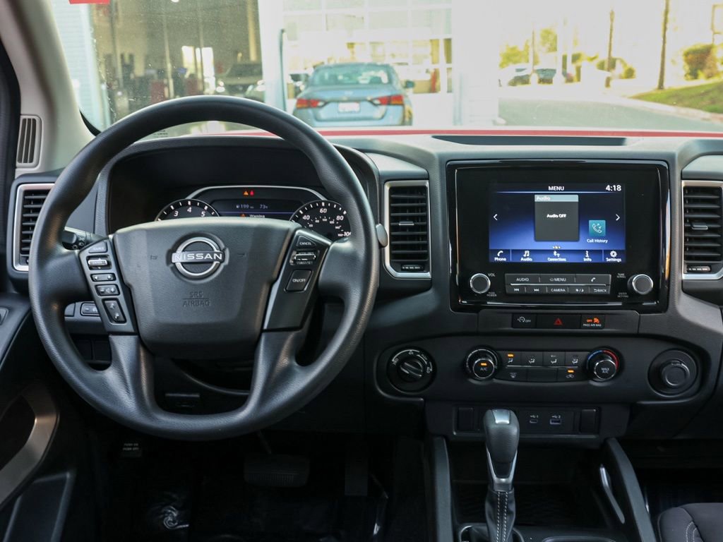 Used 2023 Nissan Frontier SV image 21
