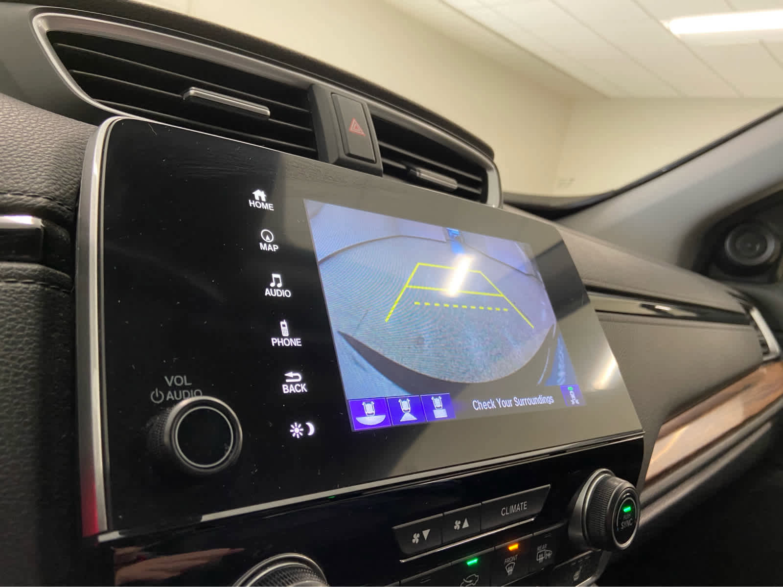 Used 2020 Honda CR-V Touring image 29