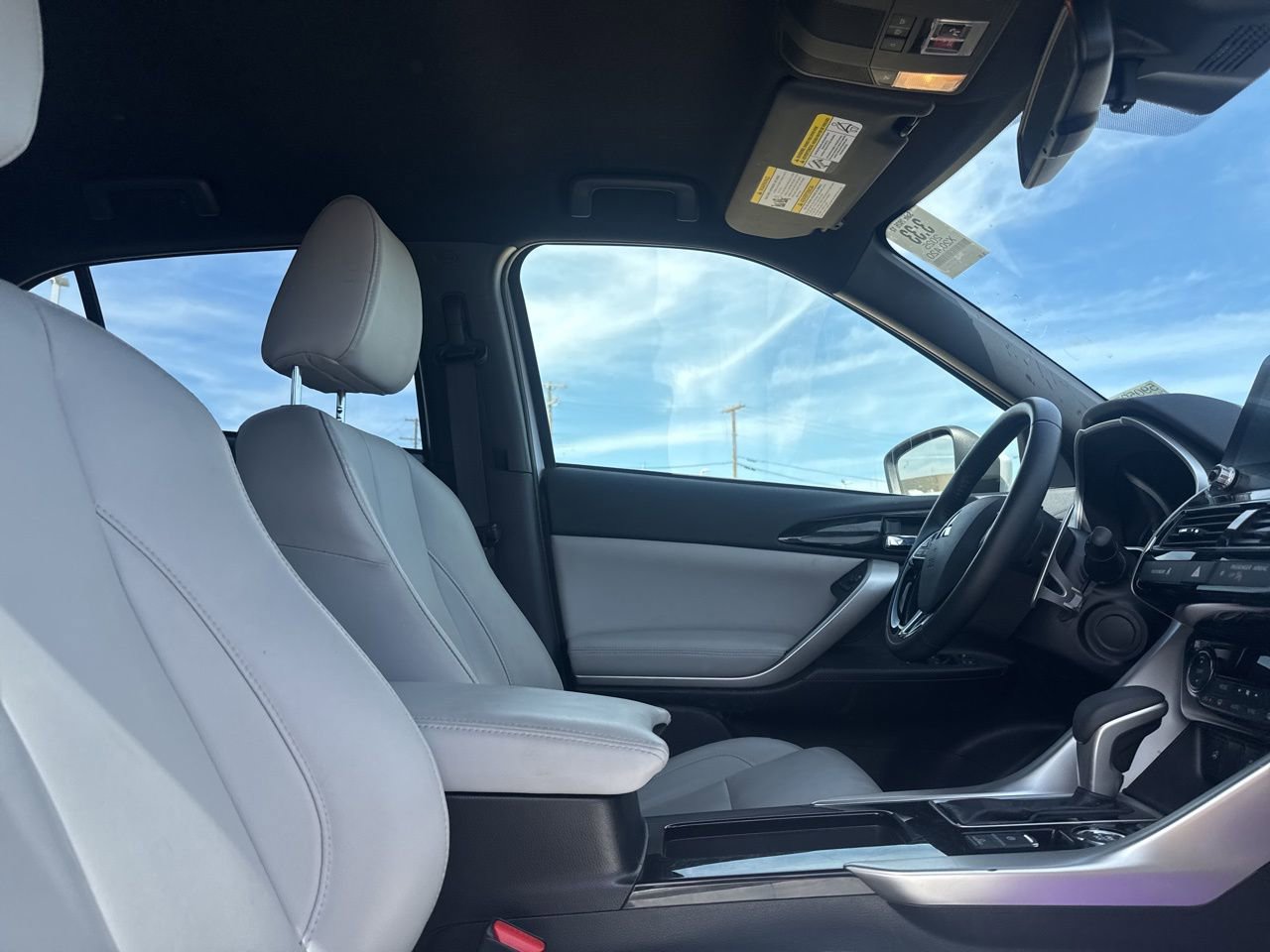 Used 2025 Mitsubishi Eclipse Cross SEL image 28