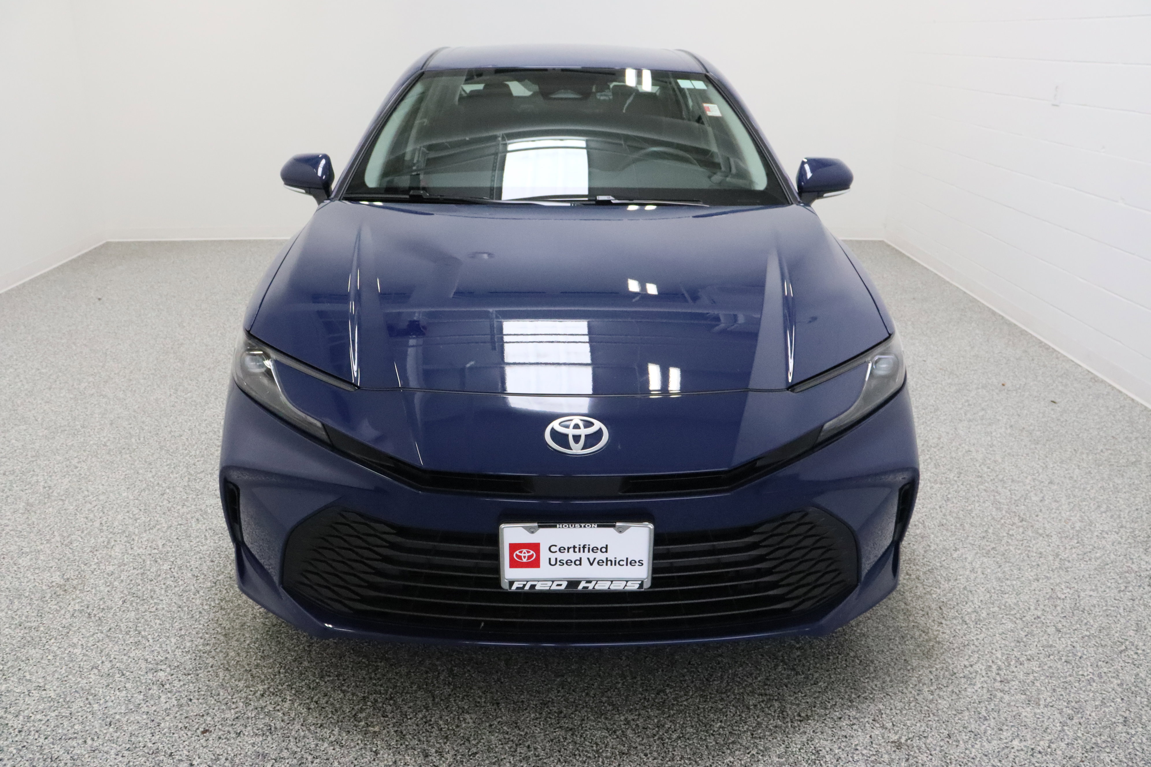 Certified 2025 Toyota Camry LE w/ Convenience Package FWD image 3