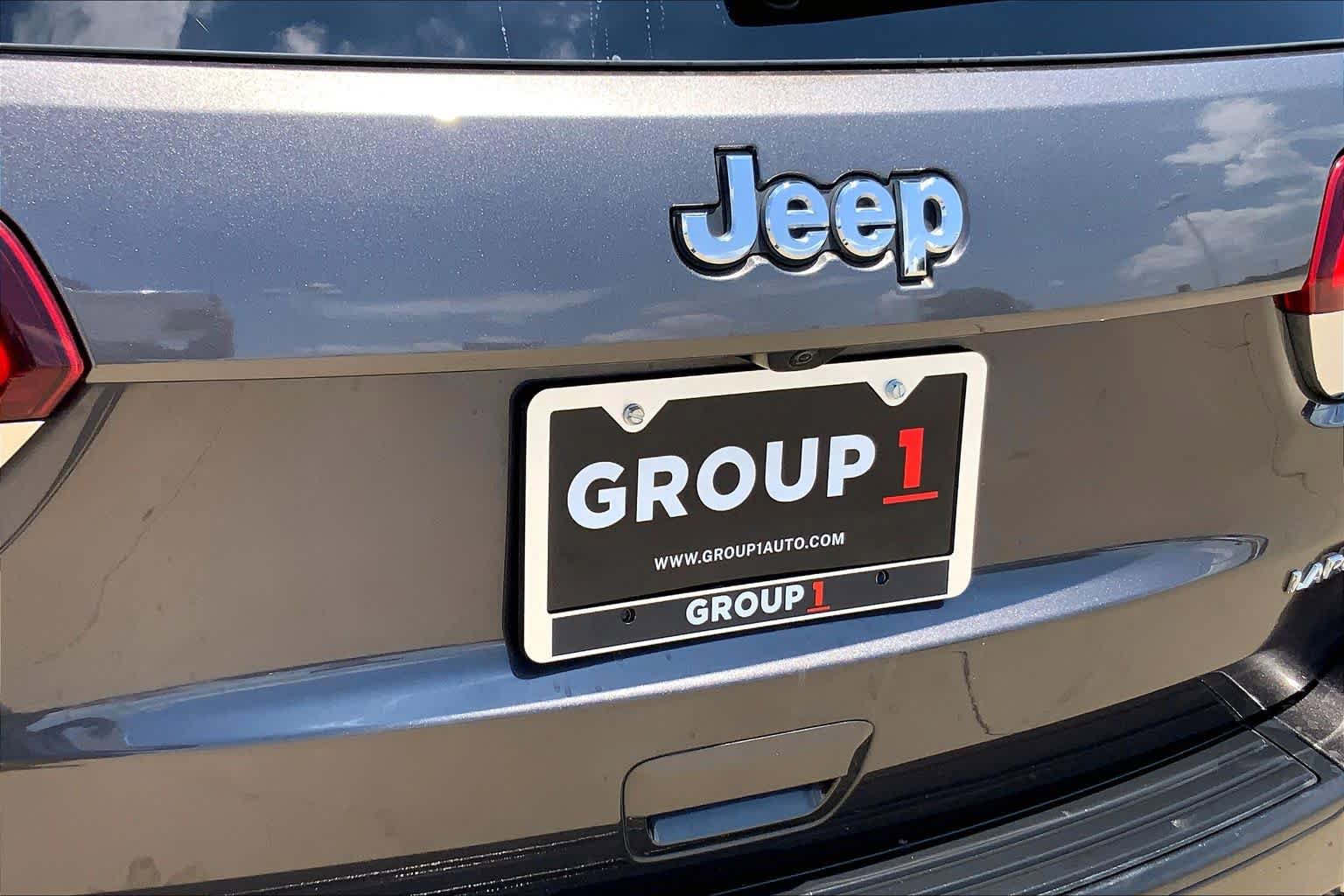 Used 2021 Jeep Grand Cherokee Laredo RWD image 31