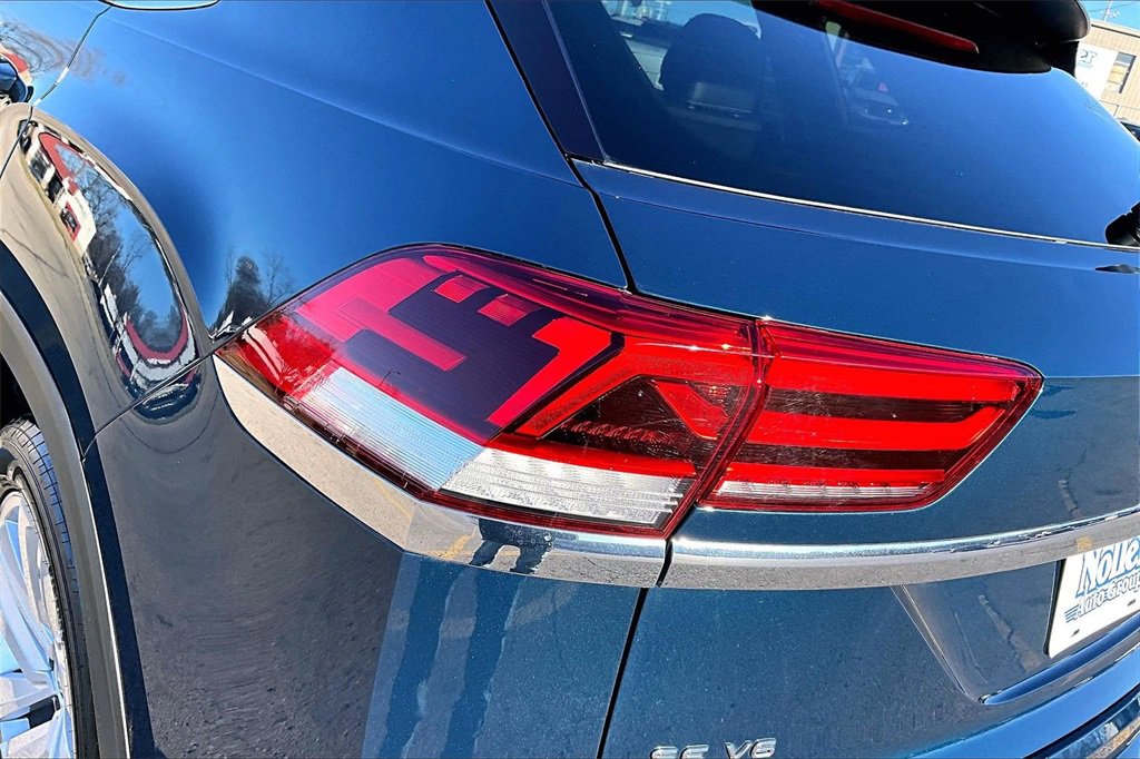 Used 2023 Volkswagen Atlas Cross Sport SE w/ Panoramic Sunroof Package image 30