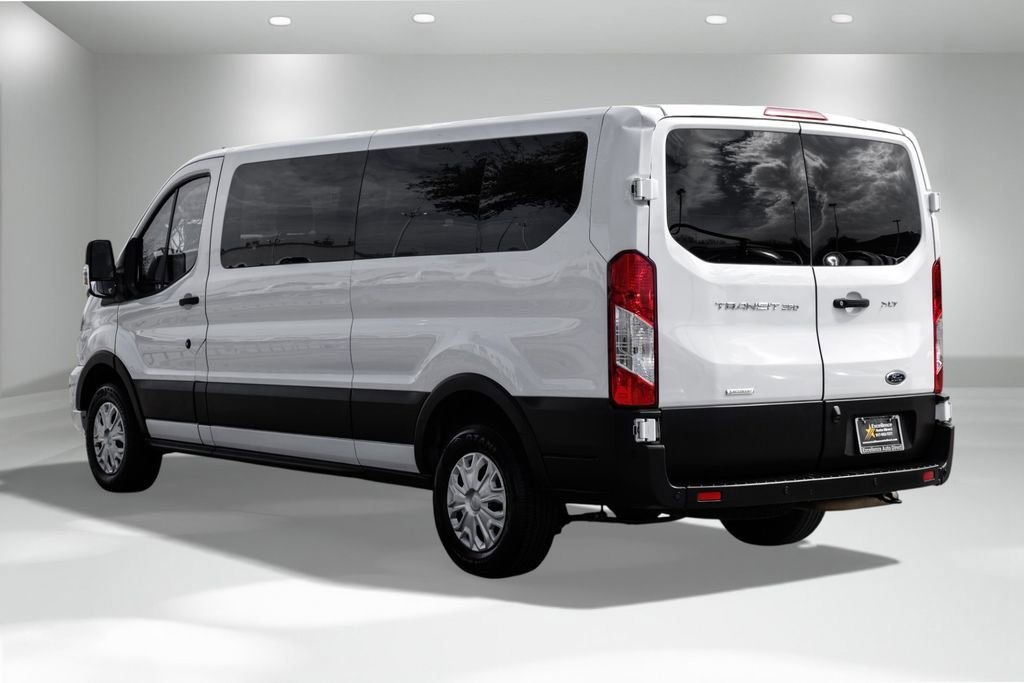 Used 2023 Ford Transit 350 XLT image 8