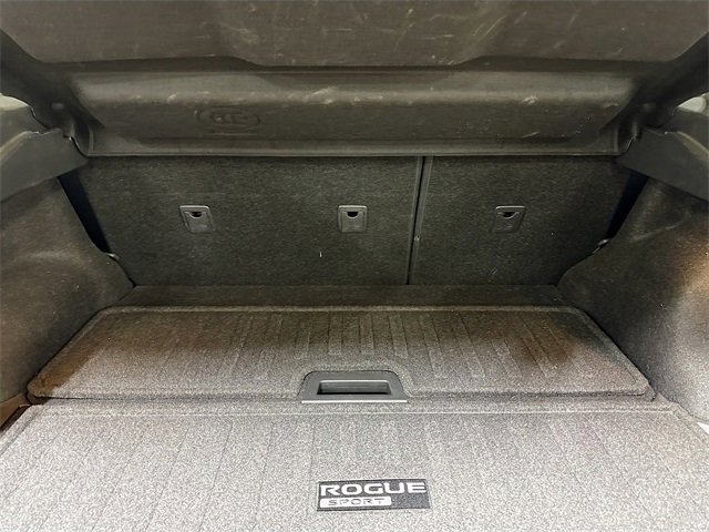 Used 2018 Nissan Rogue Sport SV w/ SV Technology Package image 27