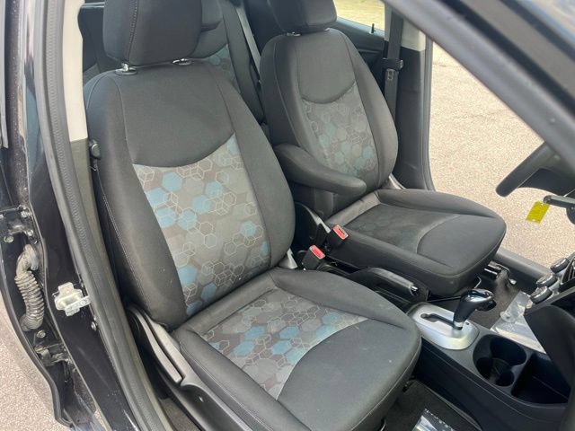 Used 2016 Chevrolet Spark LT FWD image 31