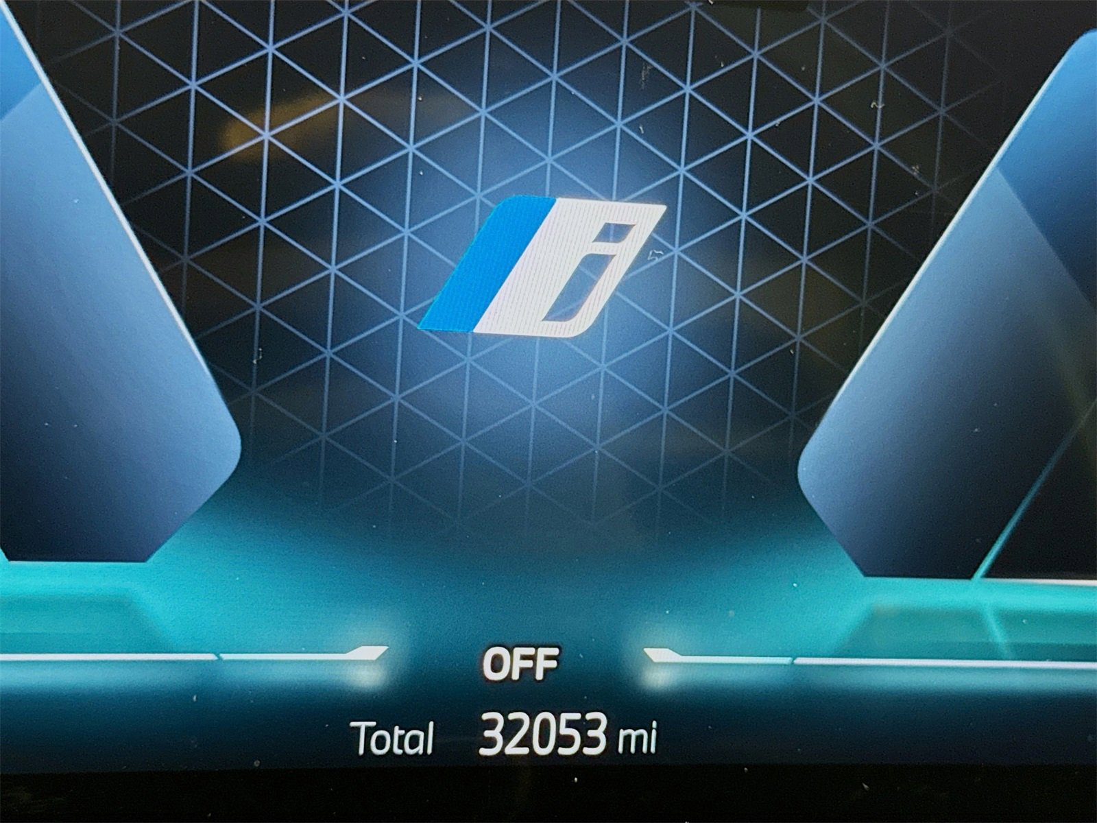 Certified 2023 BMW 330e w/ M Sport Package image 12