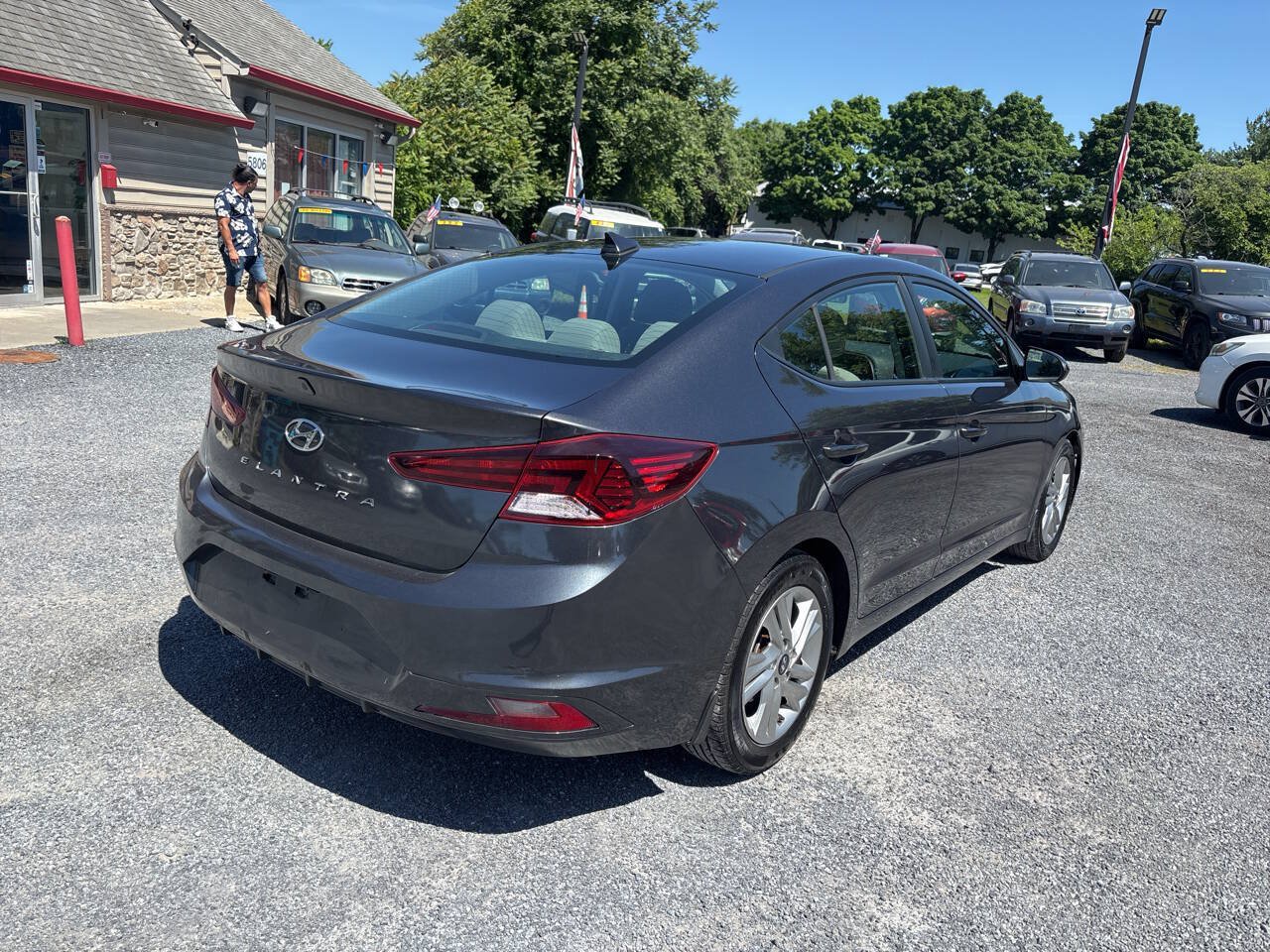 Used 2020 Hyundai Elantra SEL FWD image 4