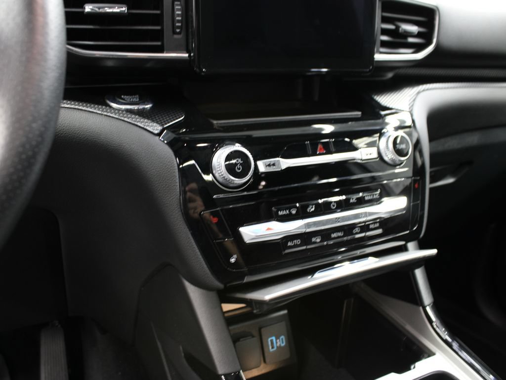 Used 2023 Ford Explorer ST-Line AWD/4WD image 57