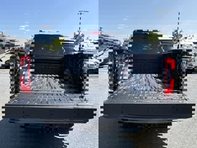 New 2026 Ford F350 Platinum w/ FX4 Off-Road Package image 24