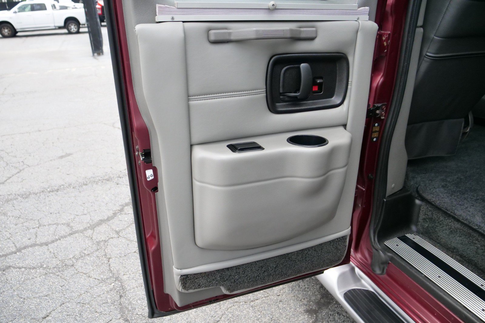 Used 2014 Chevrolet Express 1500 RWD image 31