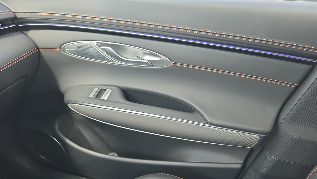 New 2026 Genesis GV70 3.5T Sport Advanced AWD/4WD image 18
