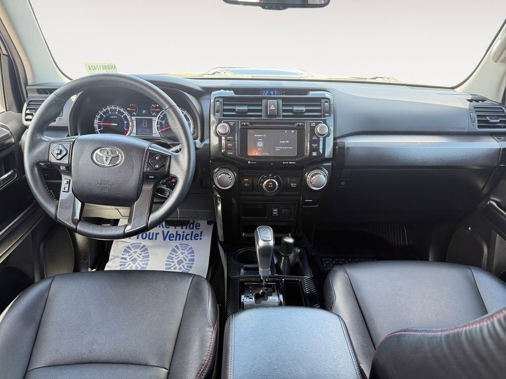 Used 2017 Toyota 4Runner TRD Off-Road Premium AWD/4WD image 10