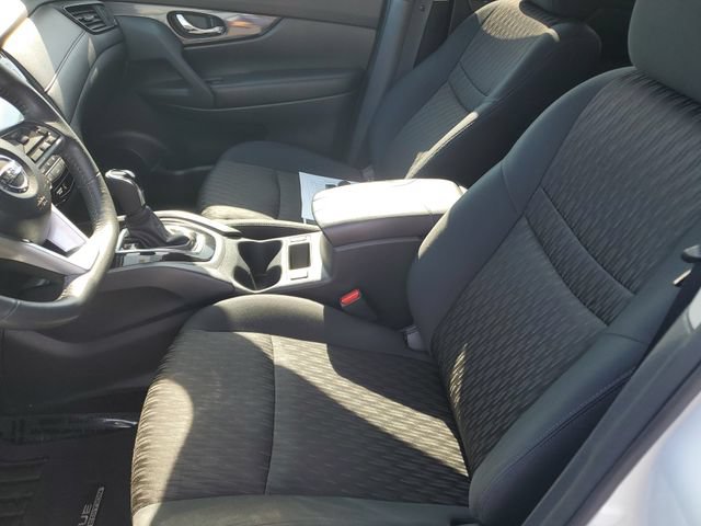 Used 2017 Nissan Rogue SV w/ Midnight Edition AWD/4WD image 17