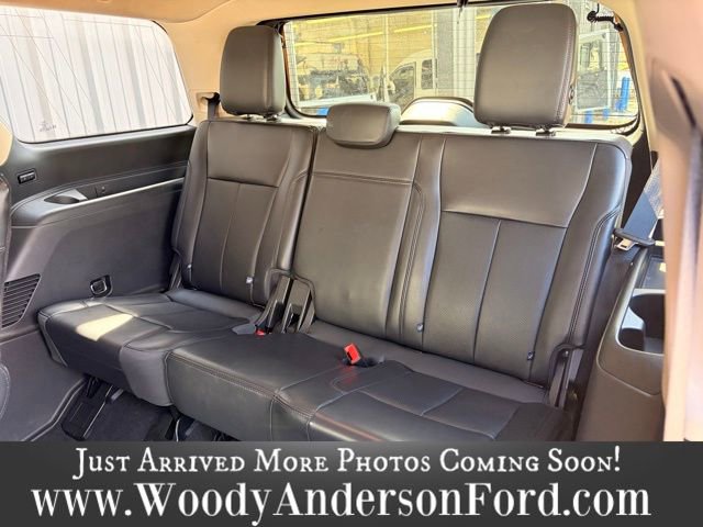 Certified 2023 Ford Expedition XLT RWD image 8
