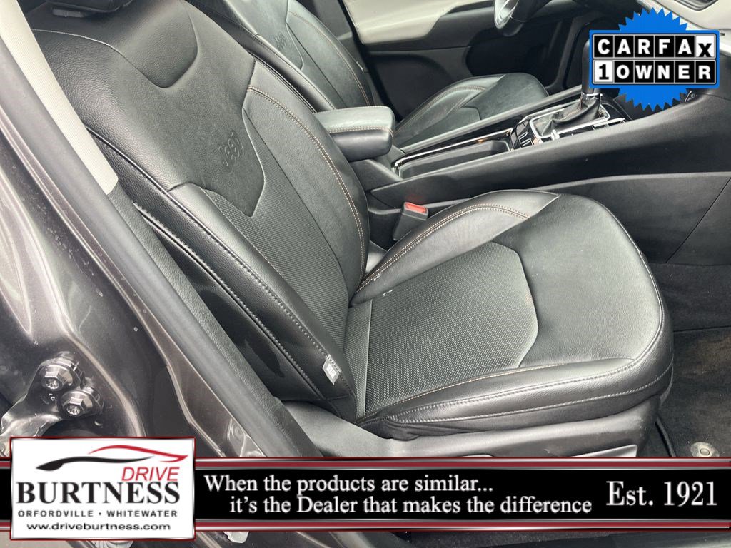 Used 2022 Jeep Compass Limited image 28