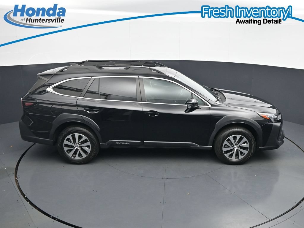 Used 2024 Subaru Outback Premium AWD/4WD image 27