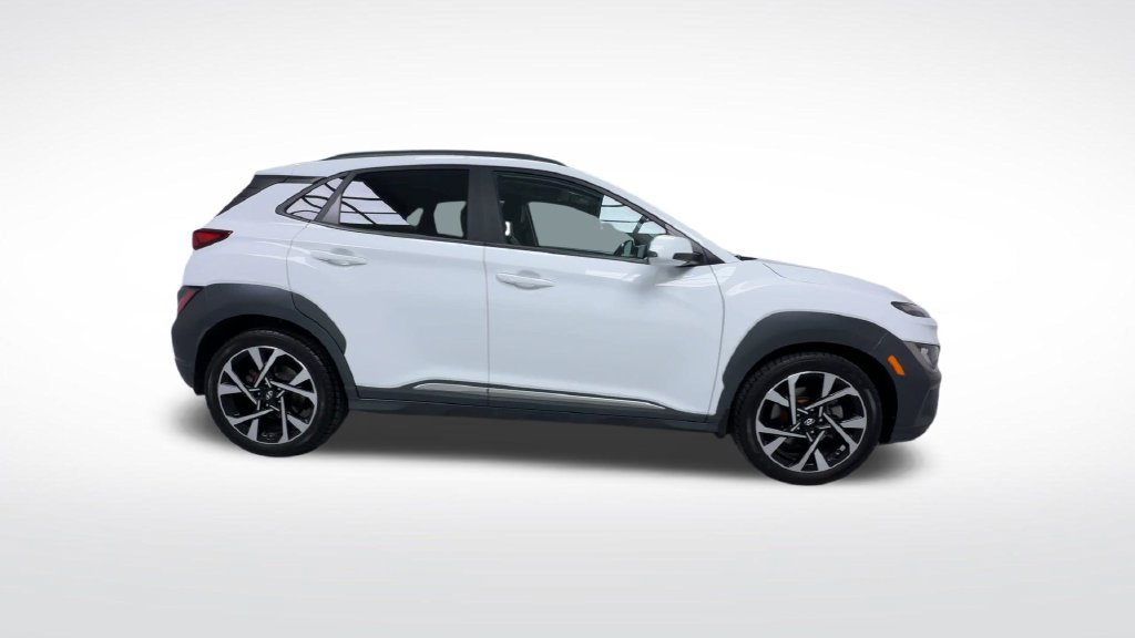 Used 2023 Hyundai Kona Limited AWD/4WD image 12