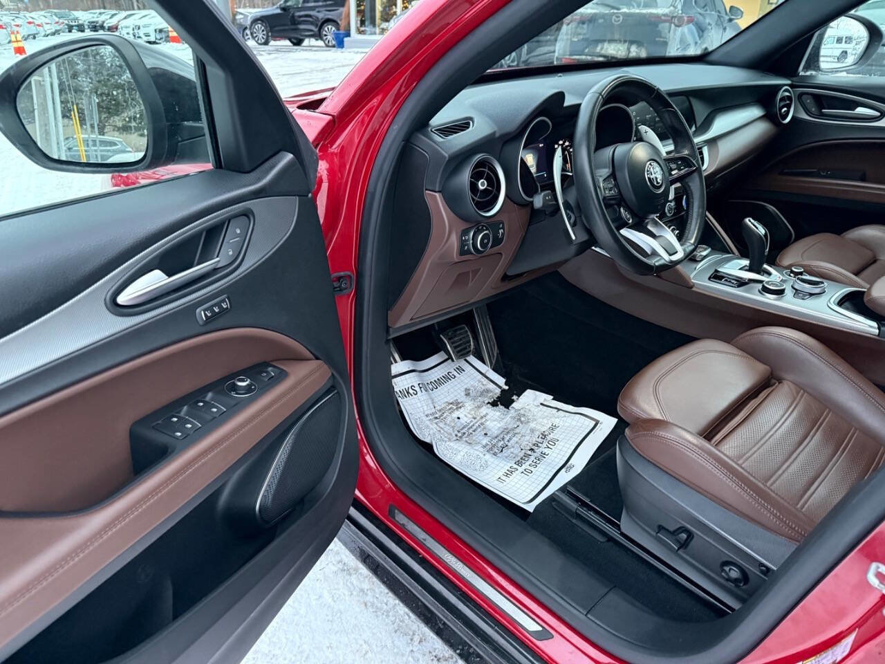 Used 2021 Alfa Romeo Stelvio Ti Sport AWD/4WD image 23