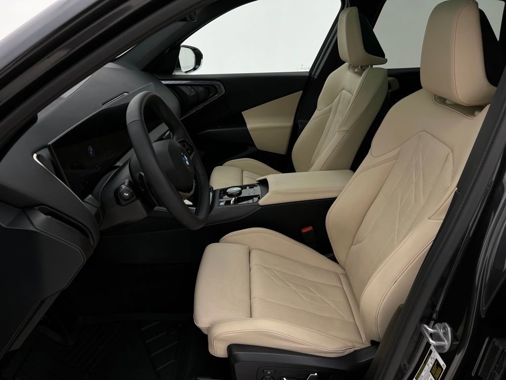 Certified 2025 BMW X3 xDrive30i w/ Convenience Package AWD/4WD image 11