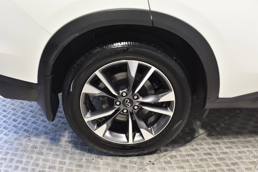 Used 2023 INFINITI QX60 Luxe w/ Cargo Package image 38