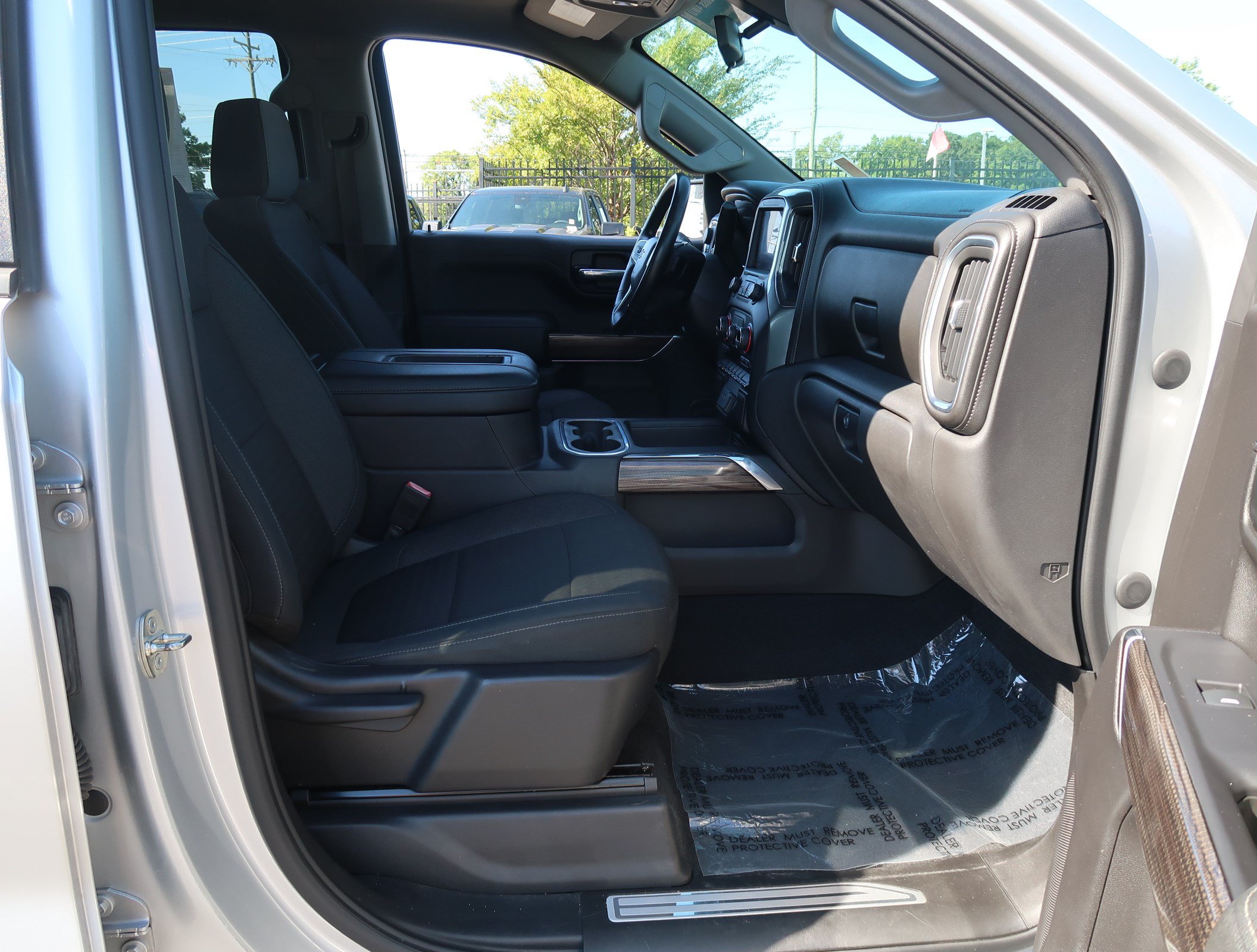 Used 2020 Chevrolet Silverado 1500 LT Trail Boss AWD/4WD image 39