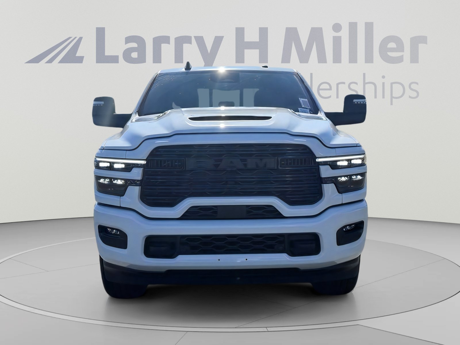 New 2026 RAM 2500 Laramie w/ Night Edition AWD/4WD image 9