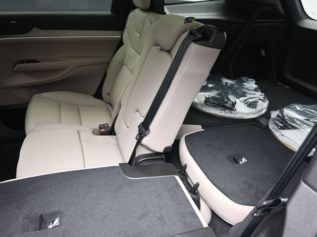 New 2026 Volvo EX90 Plus RWD image 20