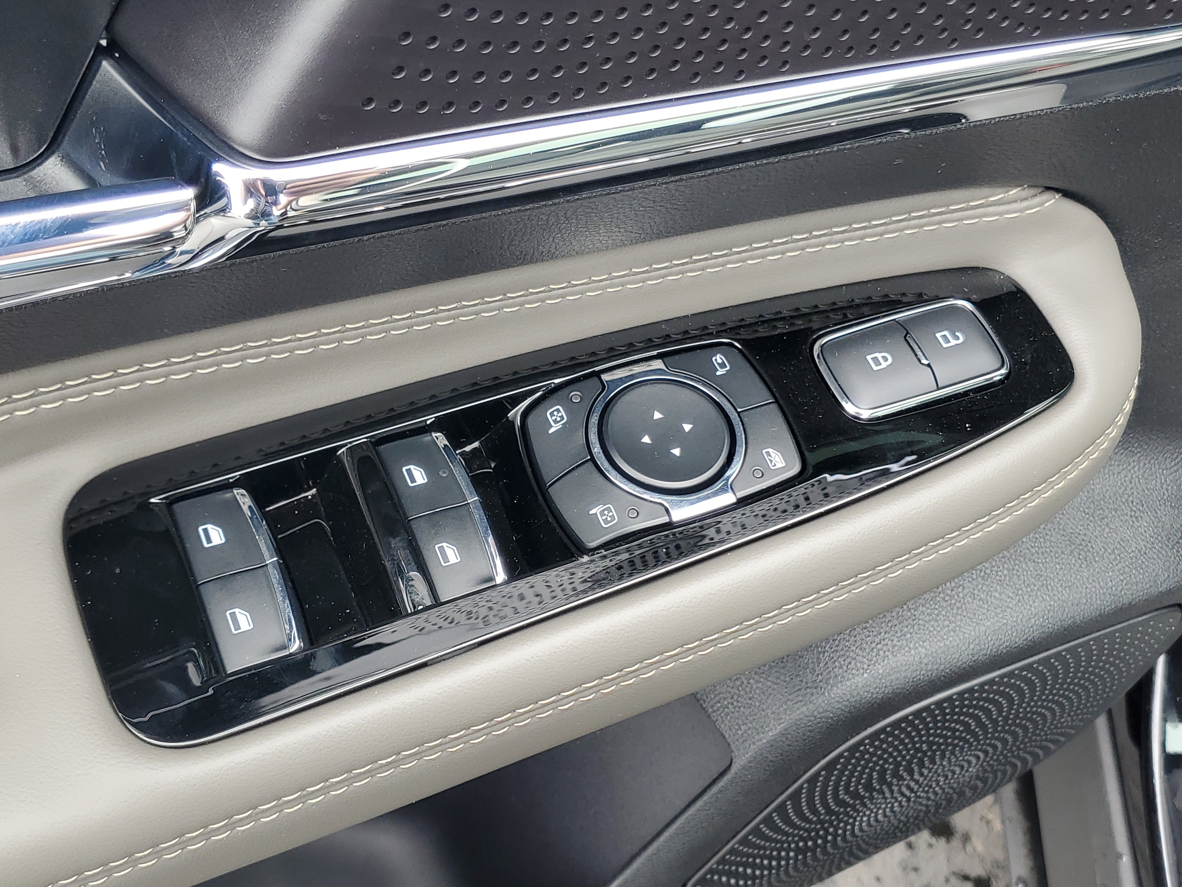 New 2026 Lincoln Corsair Premiere AWD/4WD image 10