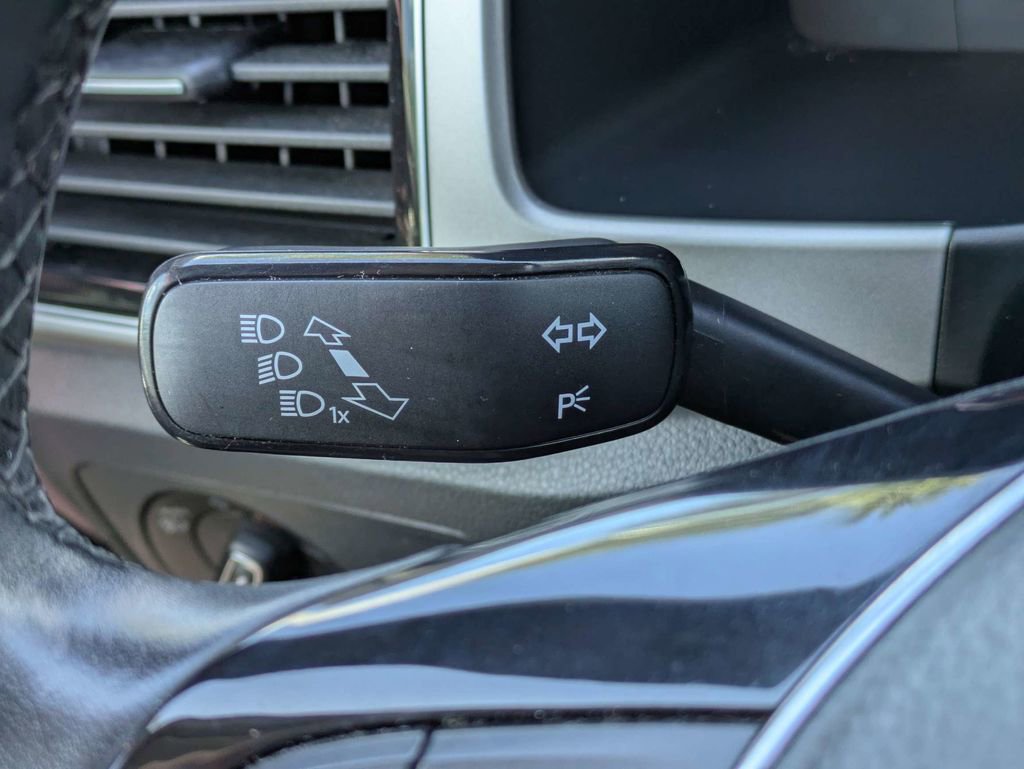 Used 2019 Volkswagen Atlas SEL Premium AWD/4WD image 41