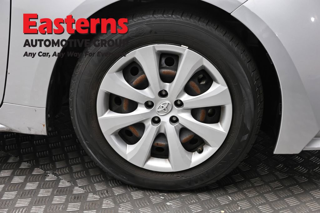 Used 2022 Toyota Corolla LE FWD image 31