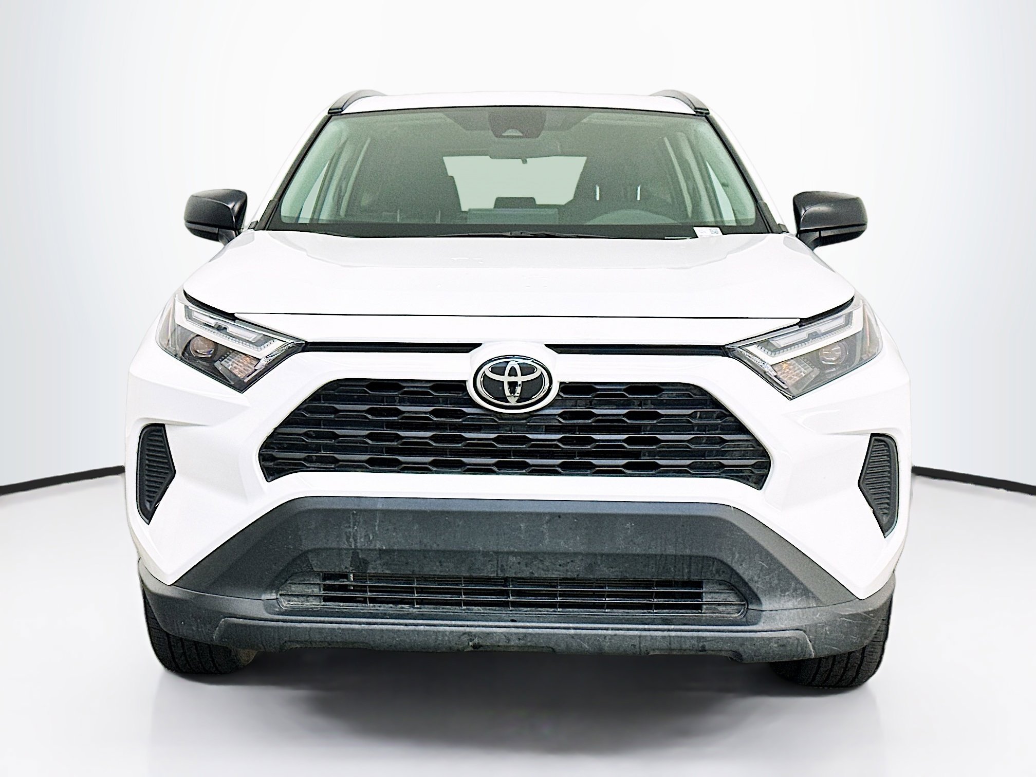 Used 2025 Toyota RAV4 LE image 2