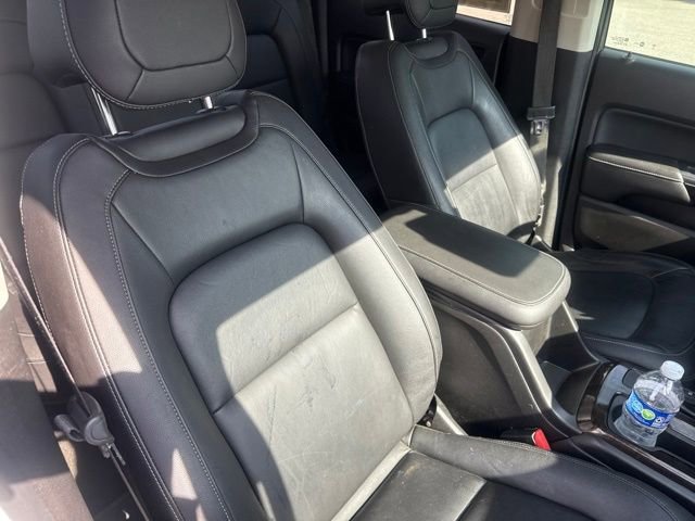 Used 2016 GMC Canyon SLT w/ Driver Alert Package RWD image 16