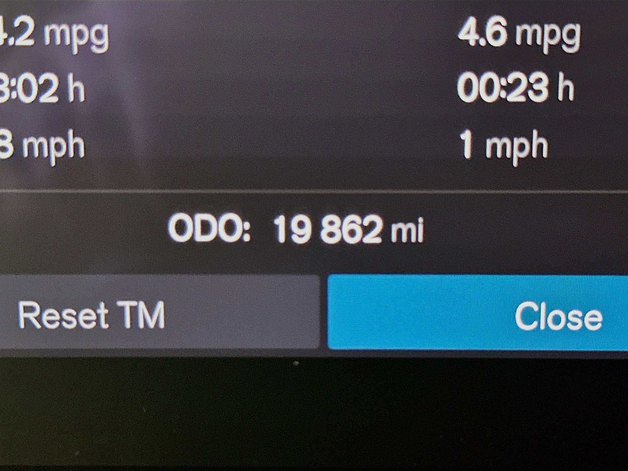 Used 2024 Volvo XC40 B5 Core image 19