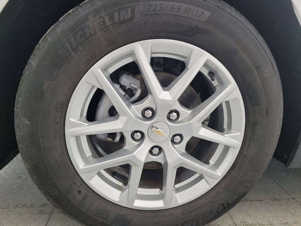 Used 2024 Chevrolet Equinox LT image 31