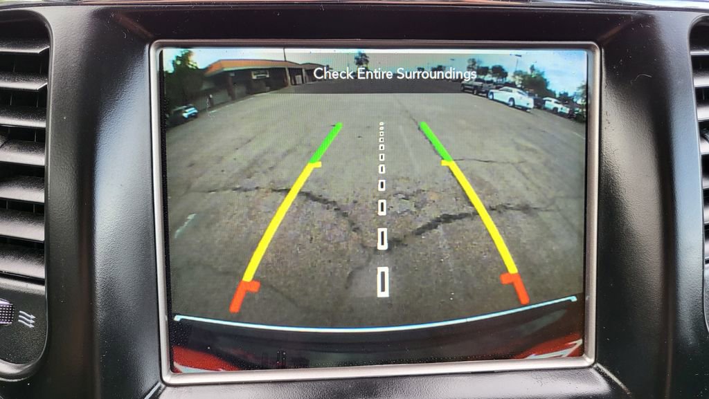 Used 2018 Jeep Grand Cherokee Overland image 35