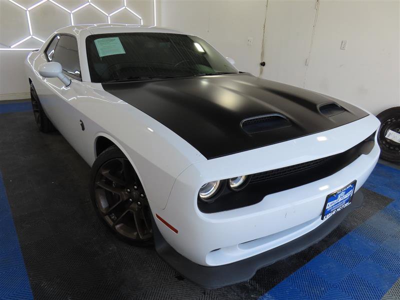 Used 2022 Dodge Challenger SRT Hellcat w/ Plus Package RWD image 6