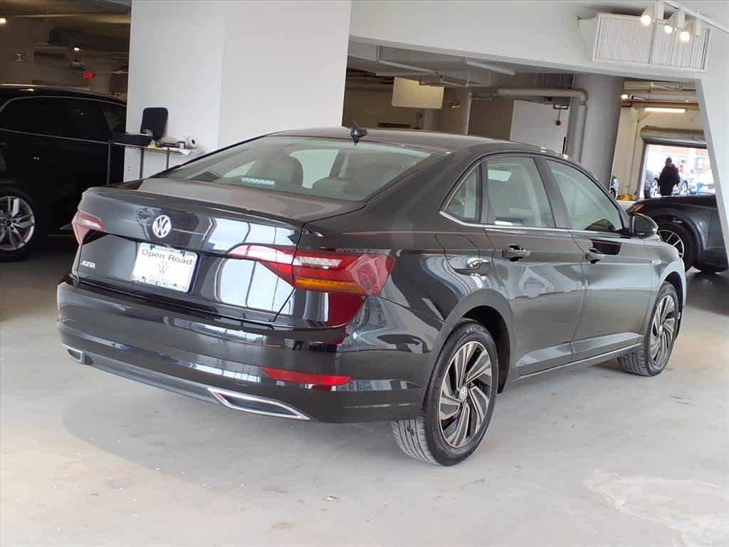 Used 2019 Volkswagen Jetta SEL Premium image 4