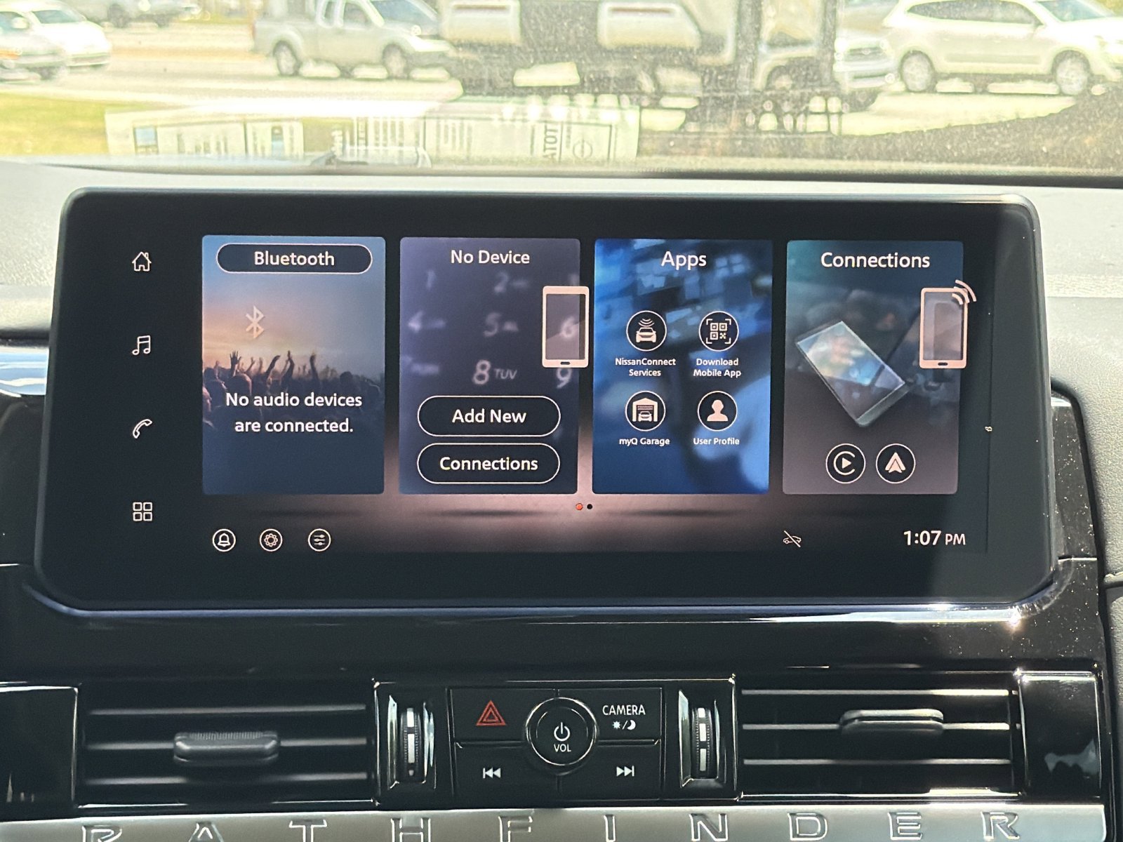 New 2026 Nissan Pathfinder SV w/ SV Premium Package FWD image 3
