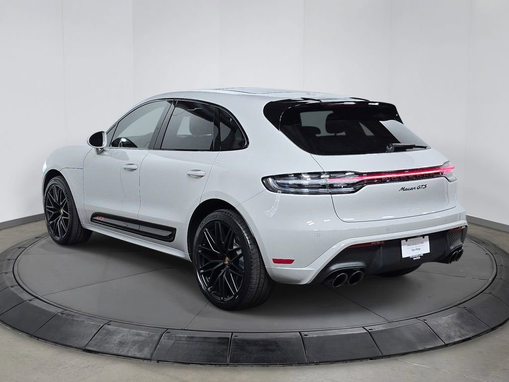 Certified 2023 Porsche Macan GTS AWD/4WD image 3