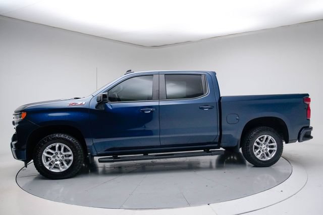 Used 2023 Chevrolet Silverado 1500 RST AWD/4WD image 3