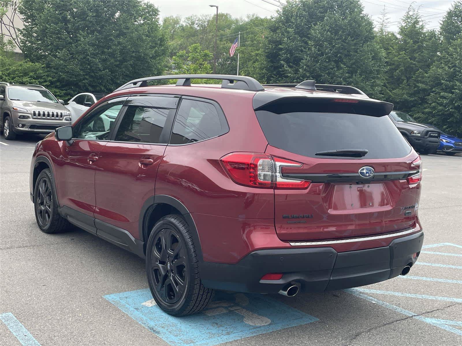 Certified 2023 Subaru Ascent Onyx Edition Limited AWD/4WD image 3