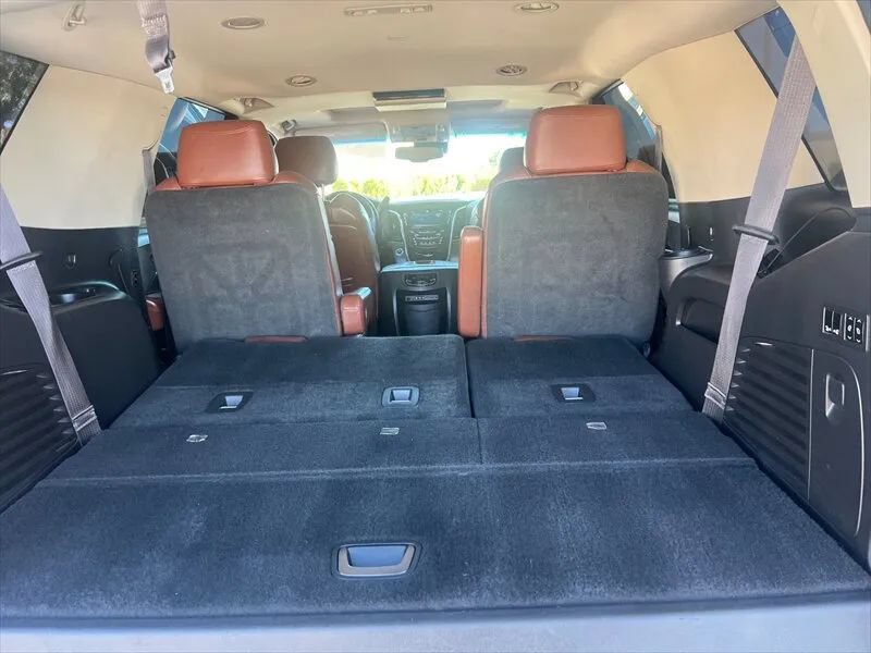 Used 2015 Cadillac Escalade Premium RWD image 20