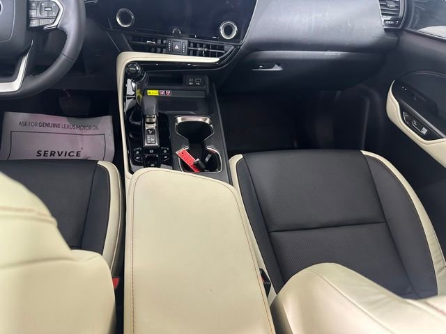 Used 2023 Lexus NX 350 AWD image 21