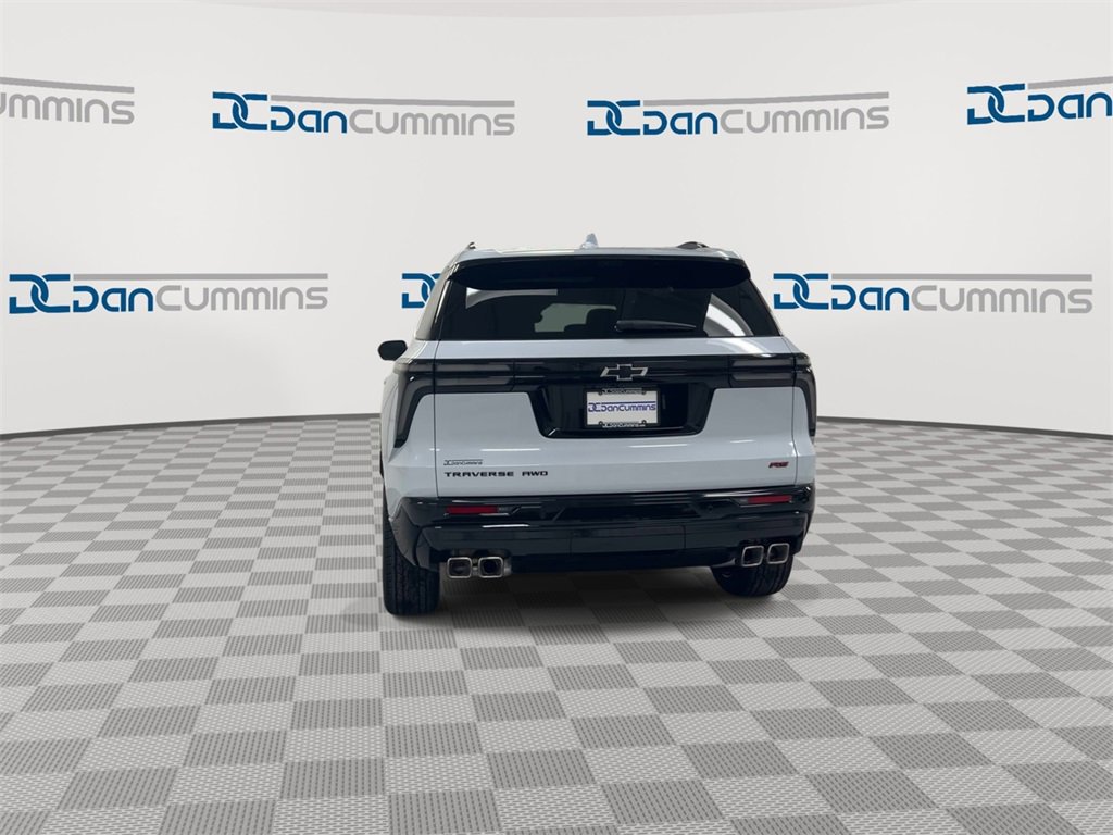 New 2026 Chevrolet Traverse RS w/ LPO, Floor Liner Package image 7
