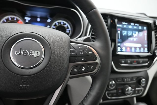 Used 2021 Jeep Cherokee Limited AWD/4WD image 18